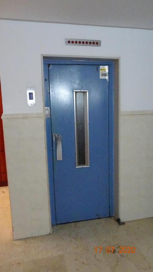 Apartamento Fenicia Con Aparcamiento Incluido Vistas Al Mar カディス エクステリア 写真